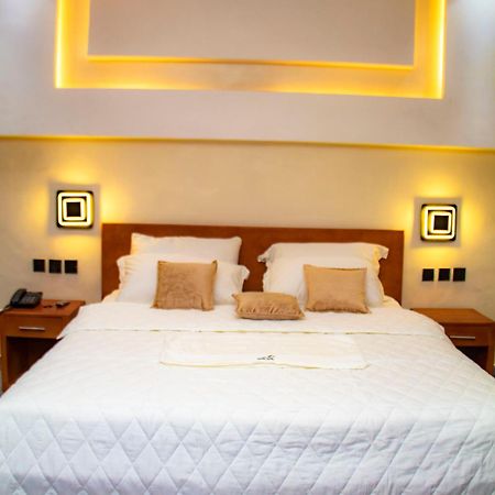 Hotel L'Apero Cotonou Eksteriør bilde