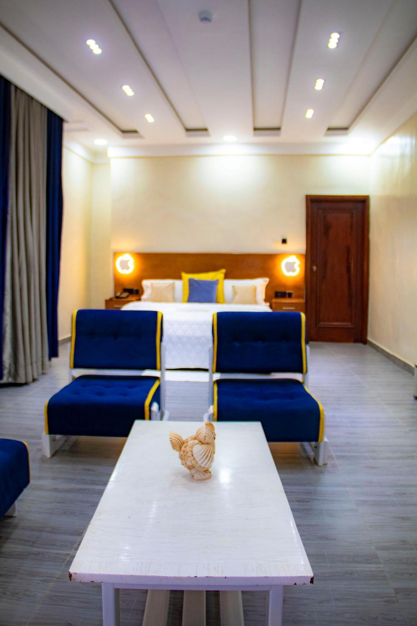 Hotel L'Apero Cotonou Eksteriør bilde