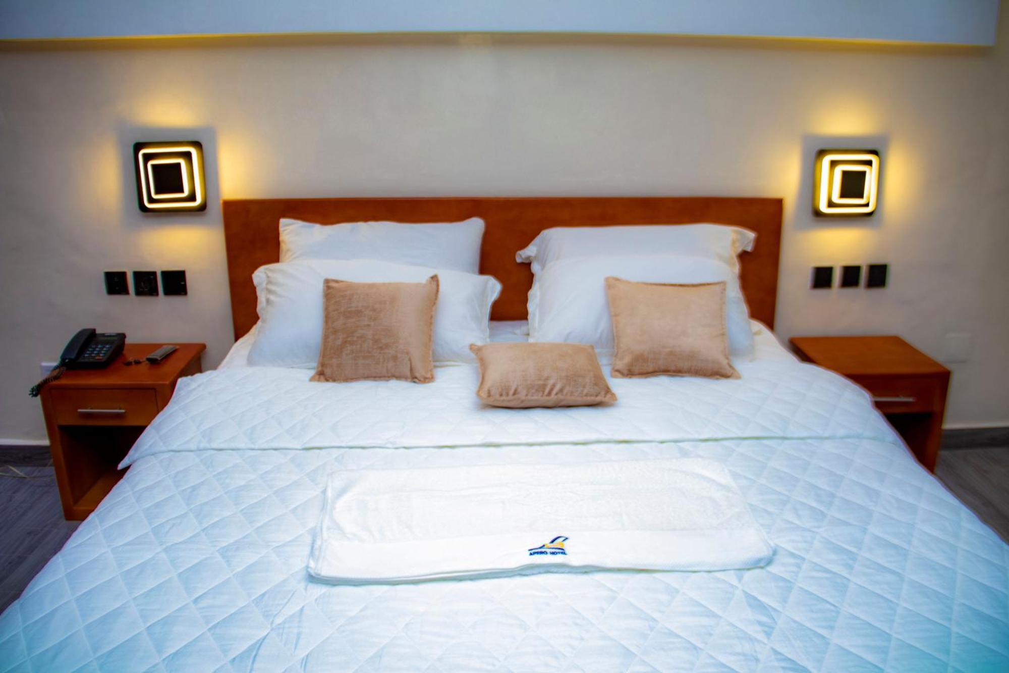 Hotel L'Apero Cotonou Eksteriør bilde